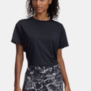 Under Armour open back black Short Sleeve Women’s top